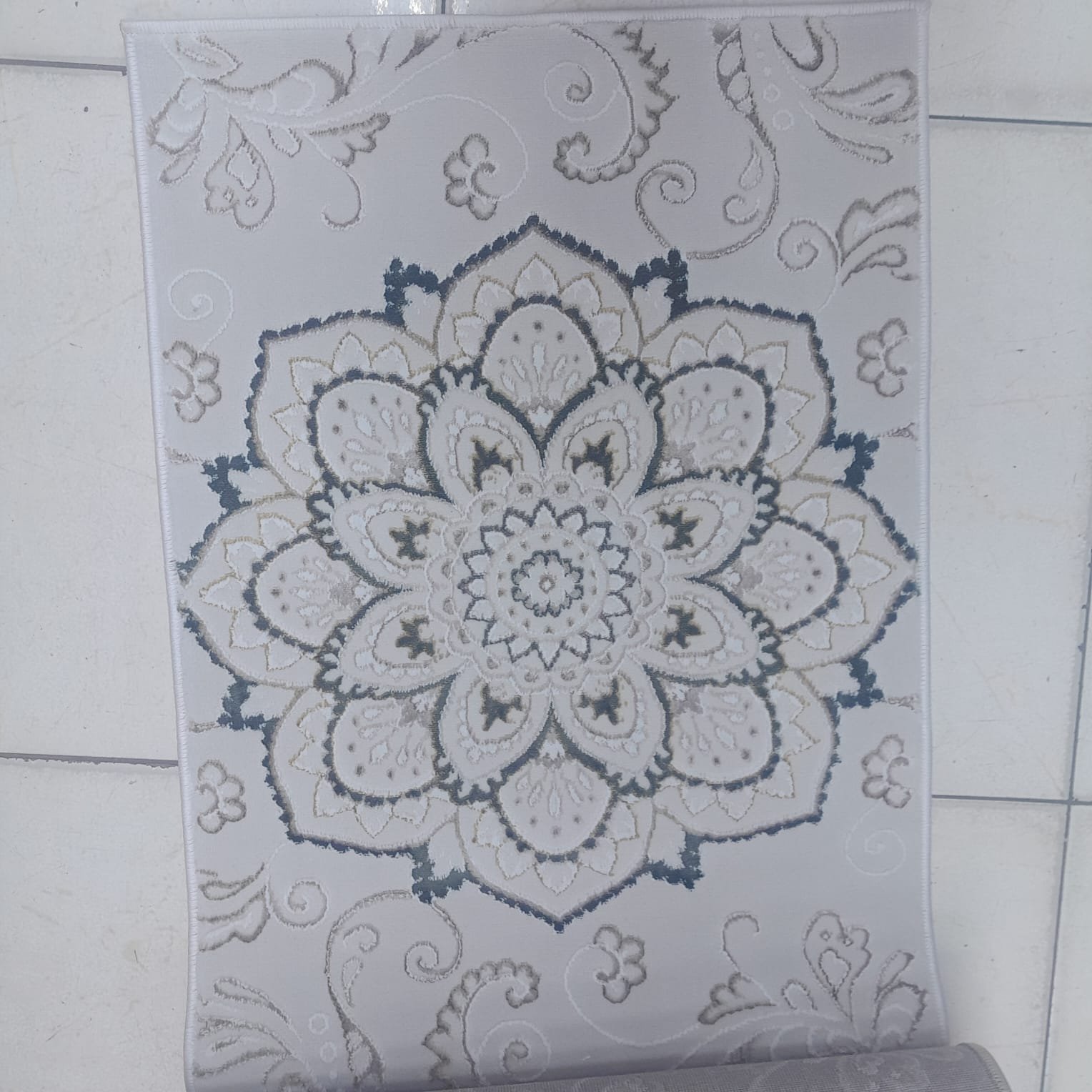 موكيت سجاد فاخر بجودة عالية من مفروشات وأرضيات السريع بالرياض